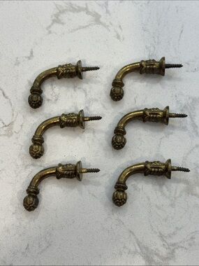 Antique French-style Brass Finish Curtain Holdback Wall Hooks - Set of 6